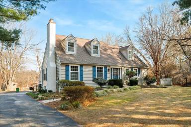 Main picture of 259 Concord Rd