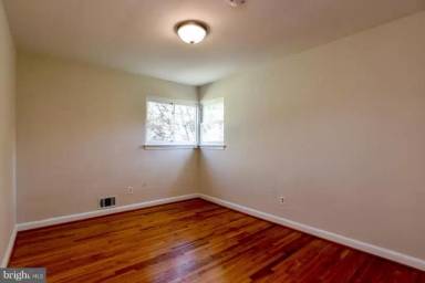 Main picture of 6703 41st Ave
