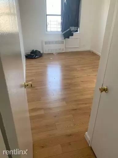 Main picture of 1824 Monroe Ave