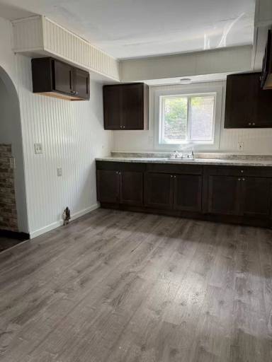 Main picture of 35 Sherwood Ave