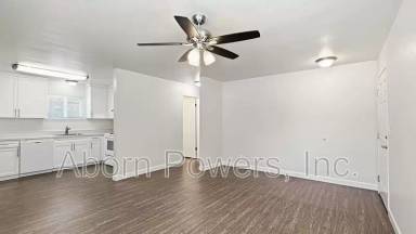 Main picture of 2760 Coloma St