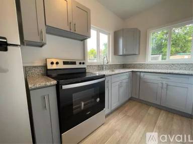 Main picture of 208 Kuahiwi Ave
