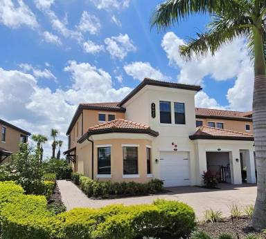 Main picture of 10027 Crooked Creek Dr