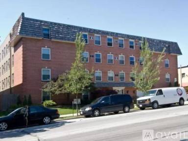 Main picture of 3069 N Oakland Ave Apartments