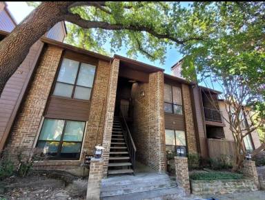 Main picture of Holly Oaks Townhomes