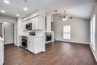Main picture of 113 Peachtree Ct