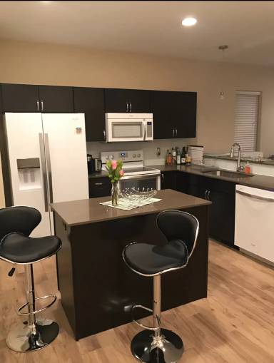 Main picture of 412 Enterprise Blvd