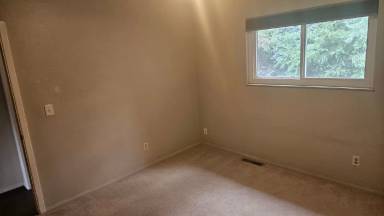 Main picture of 1040 E Prospect Rd