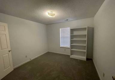 Main picture of 8917 Fulton Cv