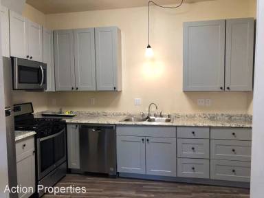 Main picture of 422 Main St