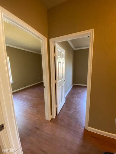 Main picture of 2226 Wavell St