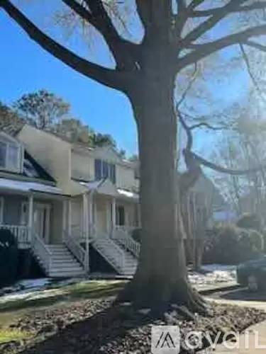 Main picture of 1647 Claiborne Ct