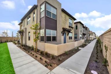 Main picture of 4321 S Cantos Paseo