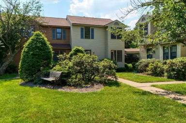 Main picture of 29 Apache Way