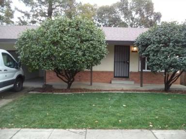 Main picture of 3041-45 Freeport Blvd