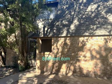 Main picture of 8633 Knoxville Dr