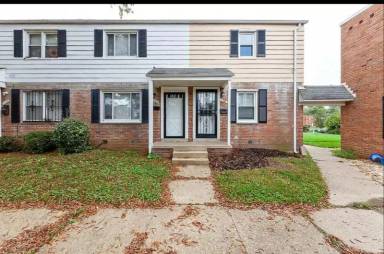 Main picture of 2522 Iverson St
