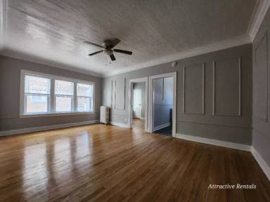 Main picture of 39 W 14th Pl