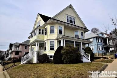 Main picture of 44 Bigelow St