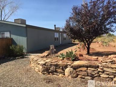 Main picture of 4735 End Ave
