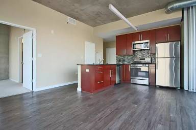 Main picture of 1499 S State St