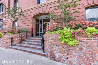 Main picture of 1600 Wynkoop St