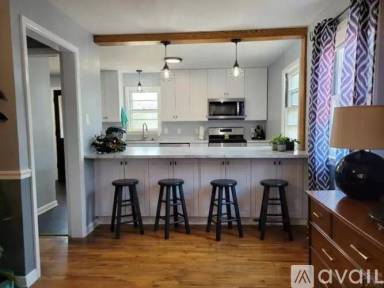 Main picture of 2910 Withers Ave