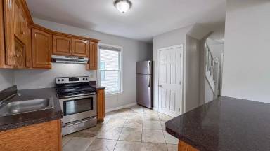 Main picture of 18 Brook St
