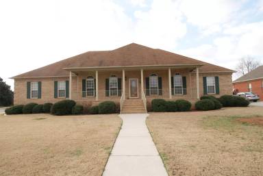 Main picture of 103 Glenlea Ter