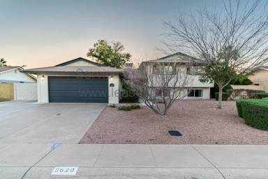 Main picture of 5620 N 83rd St