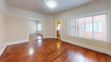 Main picture of 3518 Foothill Blvd