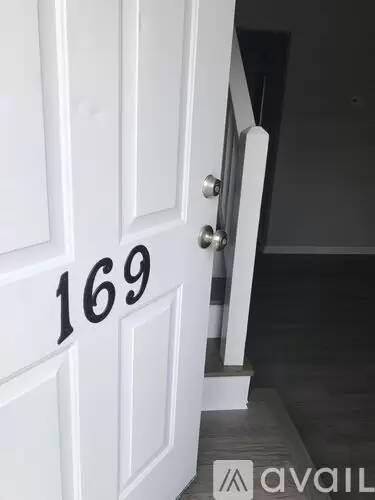Main picture of 151 Kitty Hawk Sq