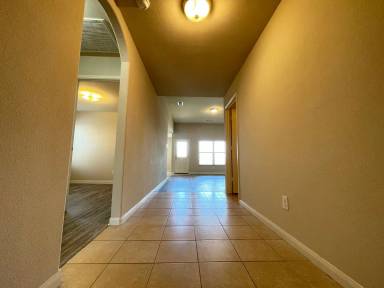 Main picture of 207 Dodge City Trl