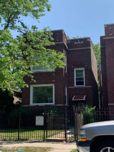 Main picture of 7839 S Loomis Blvd