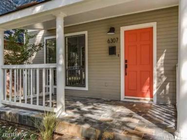 Main picture of 6307 Palo Pinto Ave