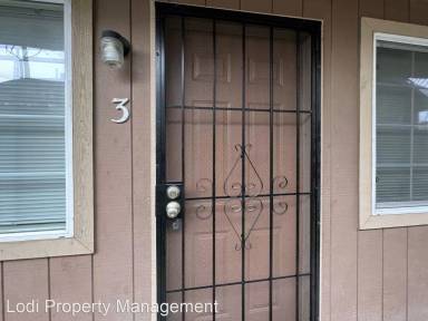 Main picture of 540 E Locust St