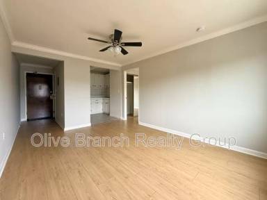 Main picture of 1518 N Avenue 46