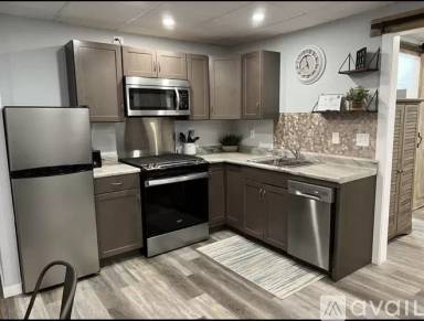 Main picture of 125 E Barker Ave