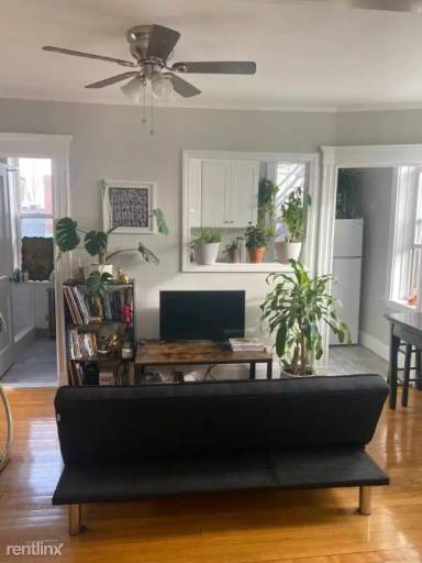 Main picture of 12 Farrington Ave