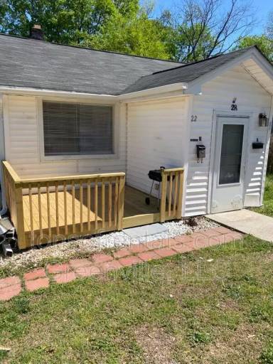 Main picture of 28 Santuck St