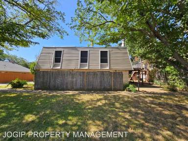 Main picture of 3100 Medina St