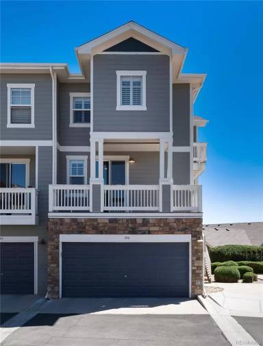 Main picture of 9558 Pearl Cir