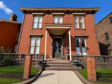 Main picture of 934 Western Ave