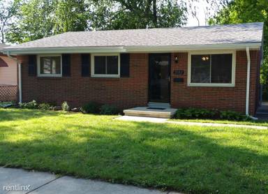 Main picture of 2102 Cummings Ave