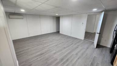 Main picture of 1157 W Pine St