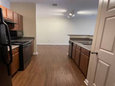 Main picture of 100 Vista Lake Dr