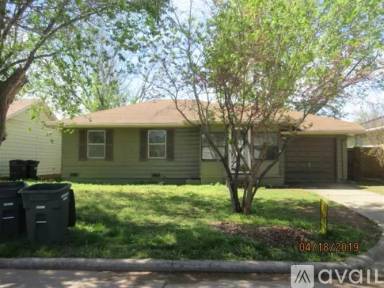 Main picture of 4712 SE 17th St