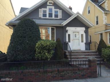 Main picture of 180 Marine Ave
