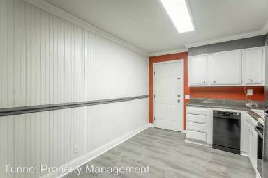 Main picture of 301 Gadd Rd