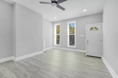 Main picture of 774 W Cross St